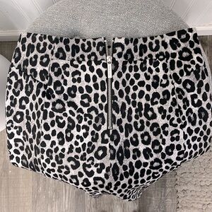 Michael Kors Cheetah print, knee length skirt. Size Small.